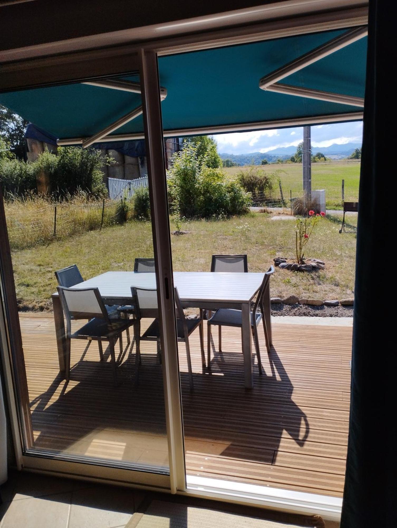 Chalet Les Adrets Du Sancy Saint-Diery Exterior photo